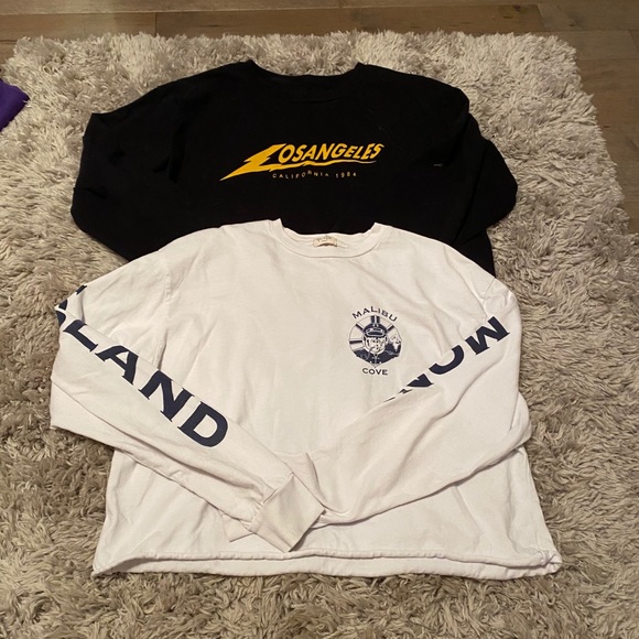 Brandy Melville Tops - Brandy Melville Los angels and monkey island tops